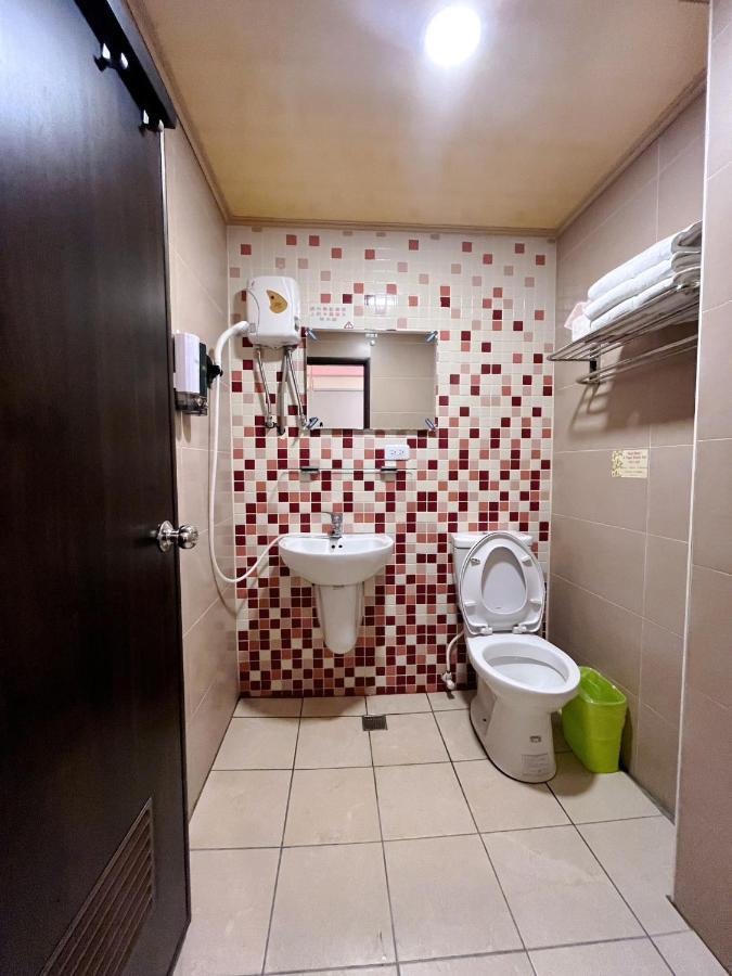 Apartamento Fengchia Fun House Taichung Exterior foto