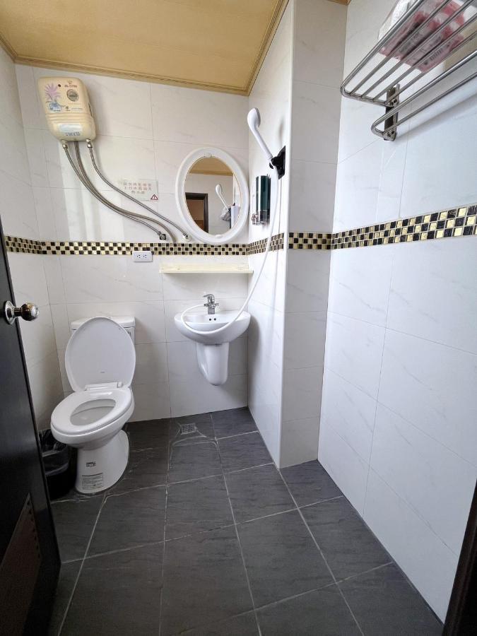 Apartamento Fengchia Fun House Taichung Exterior foto